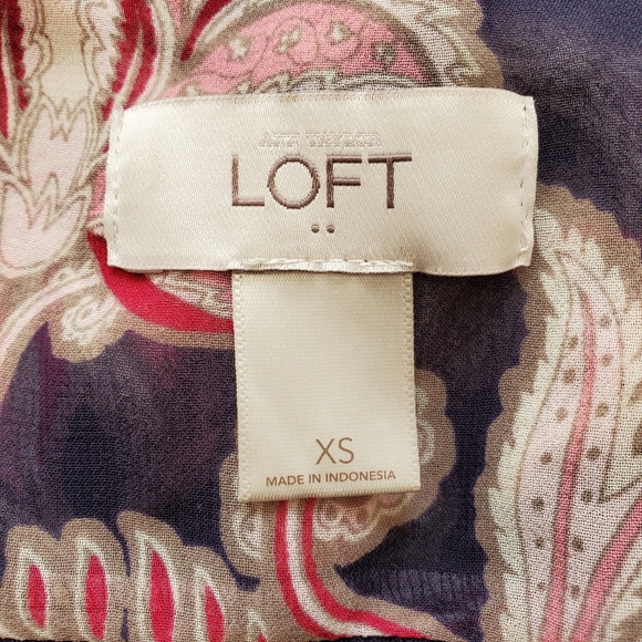 Loft sleeveless blouse - Picture 2 of 6